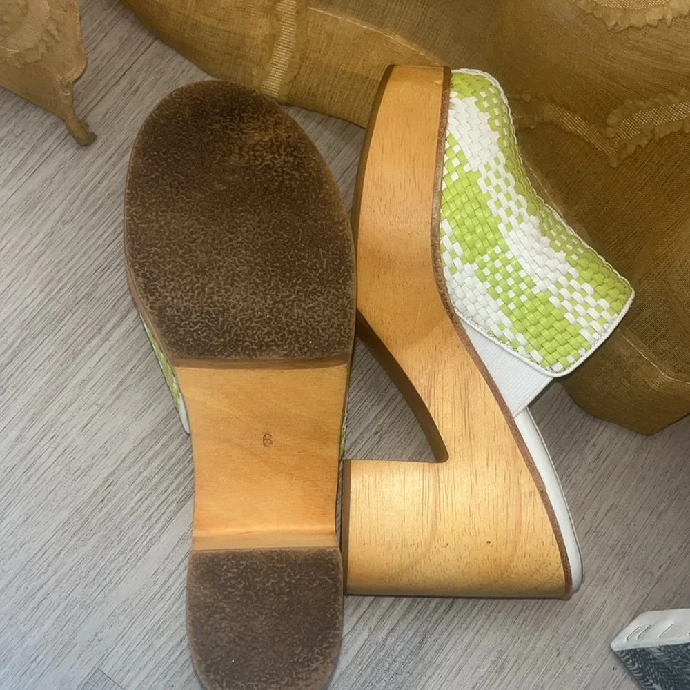 Charlotte Stone - Picture 9 of 10